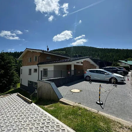 V Peci Pod Snezkou Pec pod Sněžkou